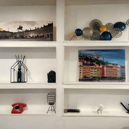 Le Petit Cocon - Parking Prive - Lyon Sud Apartment Venissieux Luaran gambar