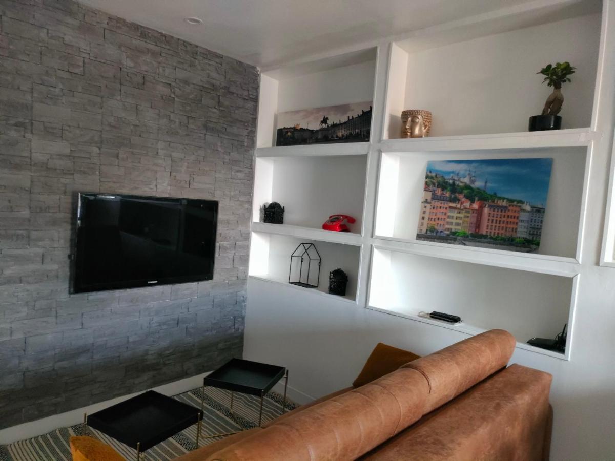 Le Petit Cocon - Parking Prive - Lyon Sud Apartment Venissieux Luaran gambar